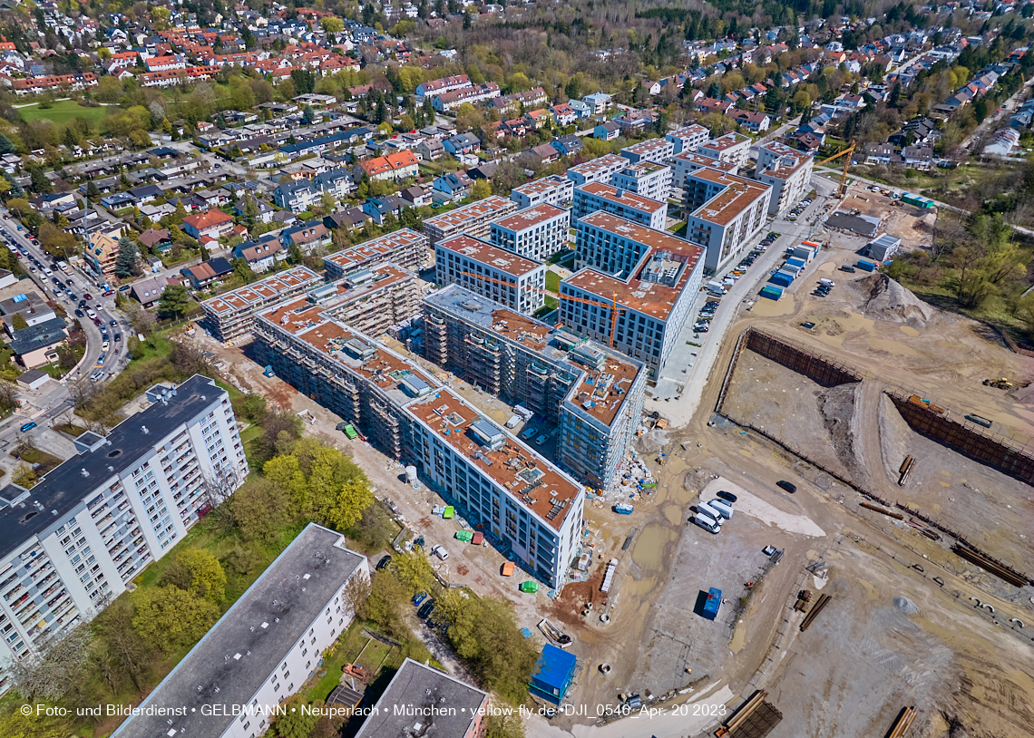 21.04.2023 - Luftbilder von der Baustelle Alexisquartier und Pandion Verde in Neuperlach